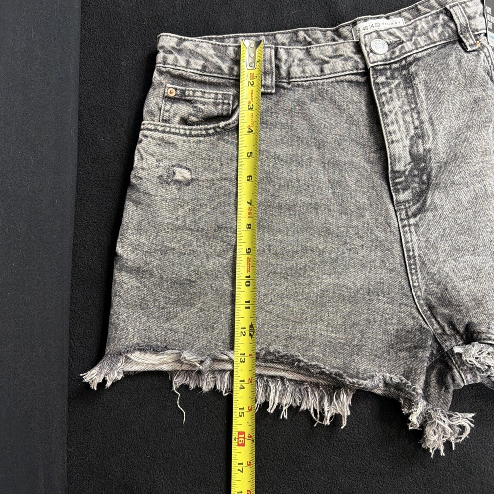 Primark Women Gray Super High Waist Denim Jeans Short 14 Distressed Cutoffs NWT - Picture 9 of 9